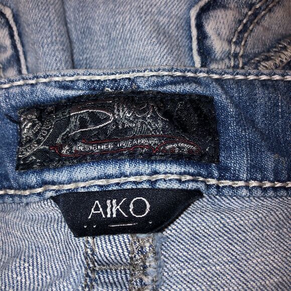 Silver Womens 28 x 22 Aiko Mid Capri Cropped Super Stretch Denim Jeans 26 x 23.5 - Picture 9 of 12